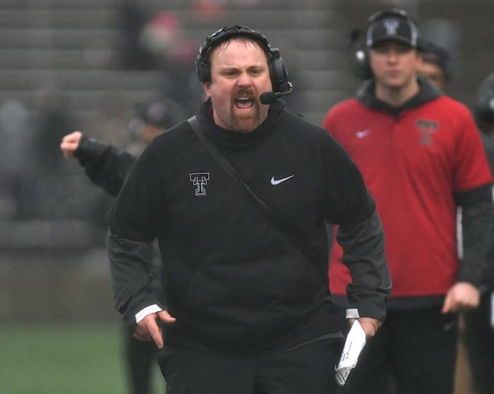 Central-Catholic.Tualatin.6A-football-final.Taylor-Balkom.38